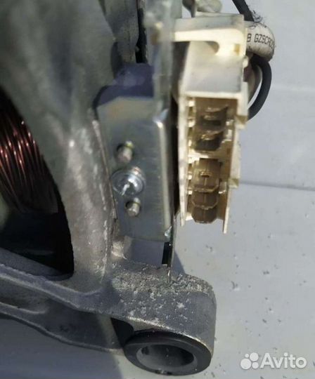 Двигатель стиральной машины Ariston