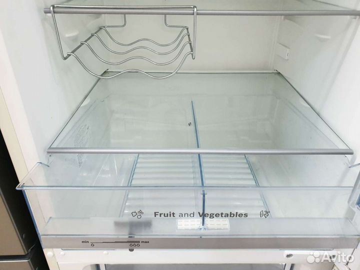 Холодильник Bosch Low Frost
