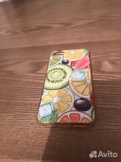 Чехол на iPhone 7