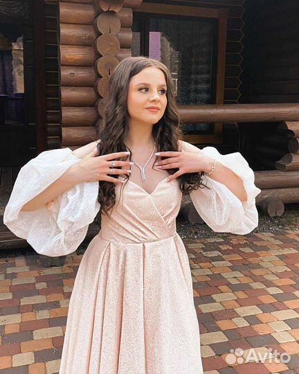 Вечернее платье