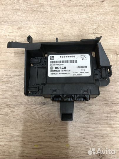 Блок управления парктроником Opel Astra j