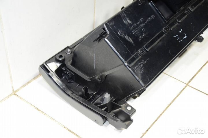 Бардачок Toyota Tundra USK56 5.7 2013