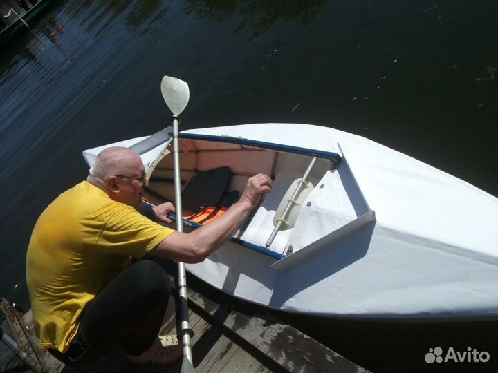 Байдарка из Салюта