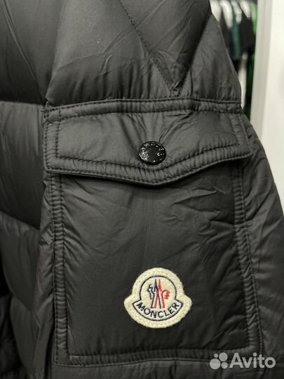 Moncler пуховик