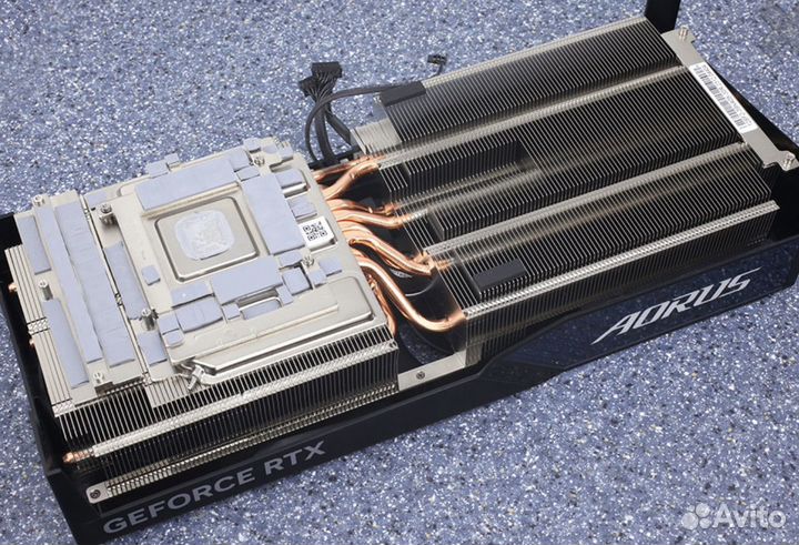 Новая RTX 4070 Super Gigabyte Aorus Master