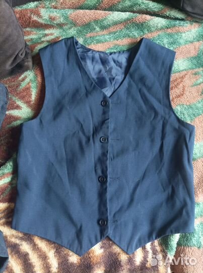 Рубашка и жилетка