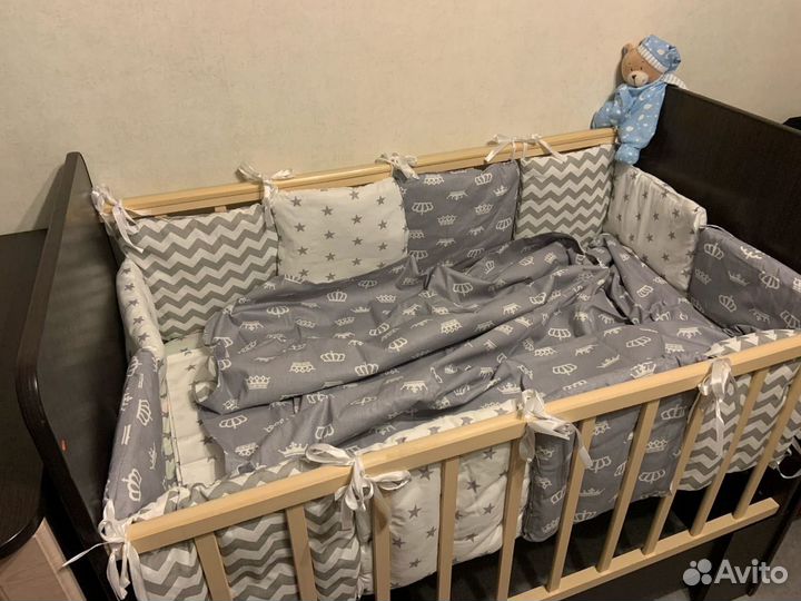 Детская кроватка трансформер с маятником