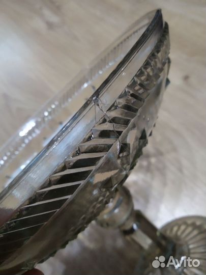 Антикварная ваза стекло