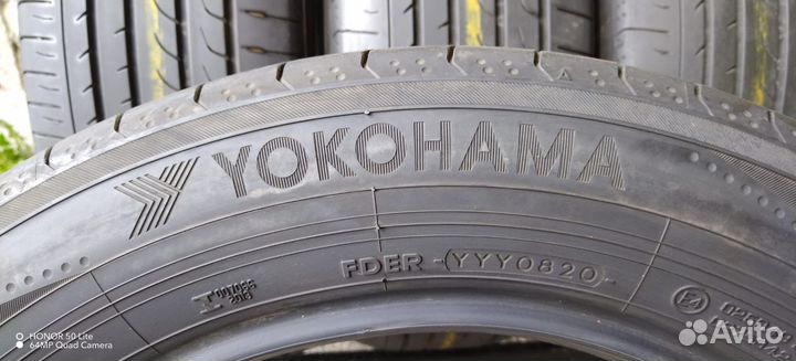 Yokohama BluEarth RV-02 215/60 R17