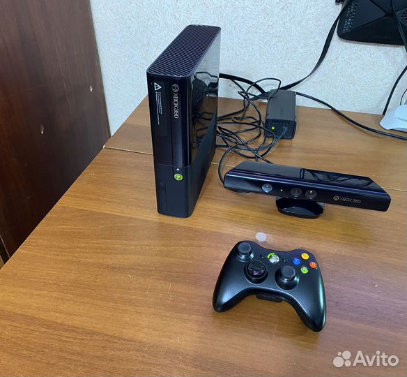 Xbox 360 E прошитый 500Gb Kinect