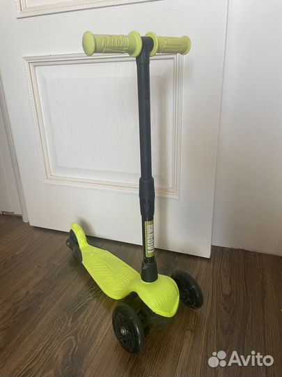 Самокат детский трехколесный