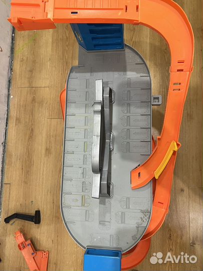 Гоночный трек hot wheels