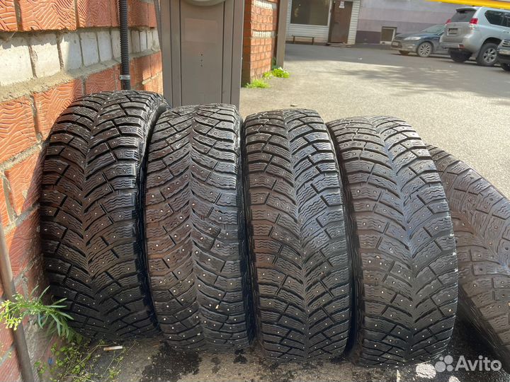 Michelin X-Ice North 4 195/65 R15 95T