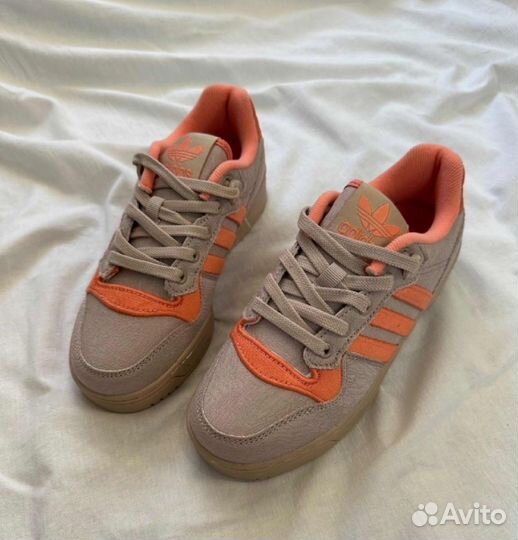 Кроссовки nike adidas new balance