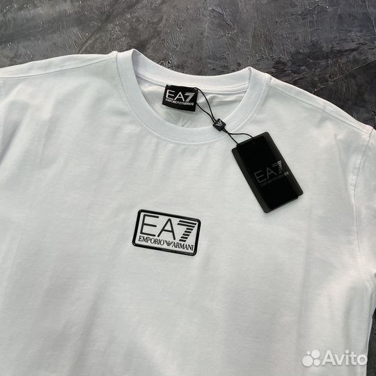 Футболка emporio armani