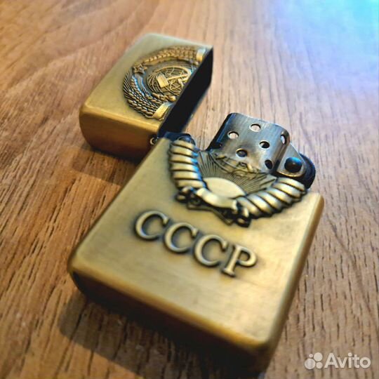 Зажигалка бензиновая Зиппо Zippo