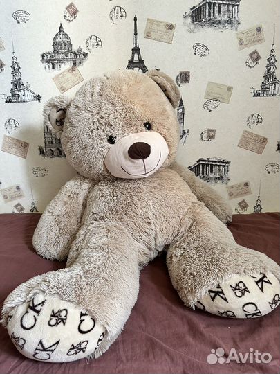 Плюшевый медведь