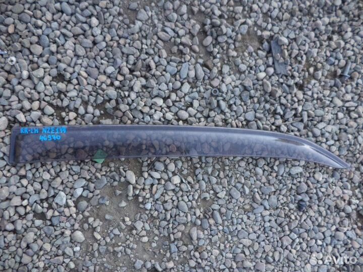 Ветровик задний левый Toyota Corolla Axio NZE144