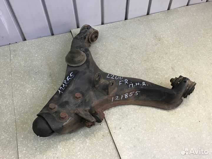 Рычаг передний правый Mitsubishi L200 (KB) 2006-20