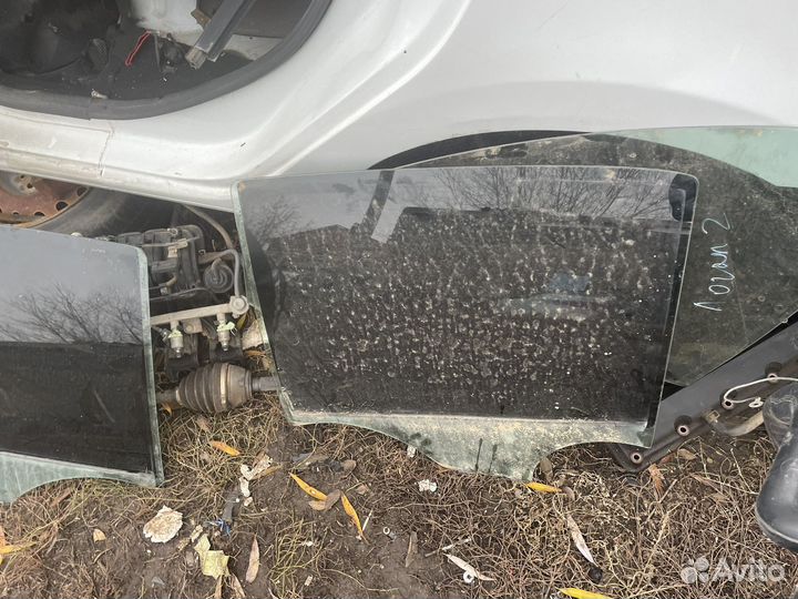 Стекла дверей рено логан 2