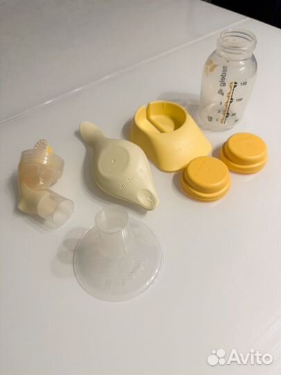 Молокоотсос medela ручной