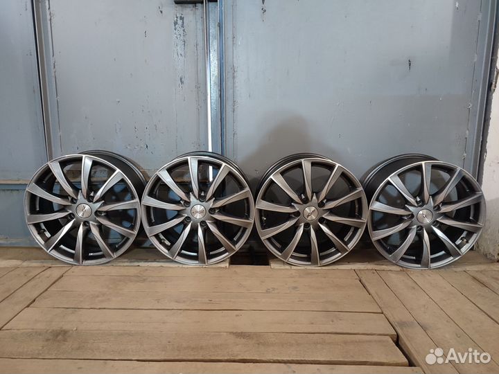 Продам диски R17