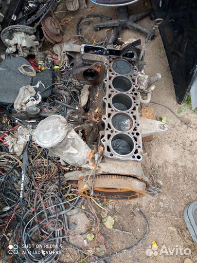 Мотор по запчастям от Мерседес 124 гбц нет