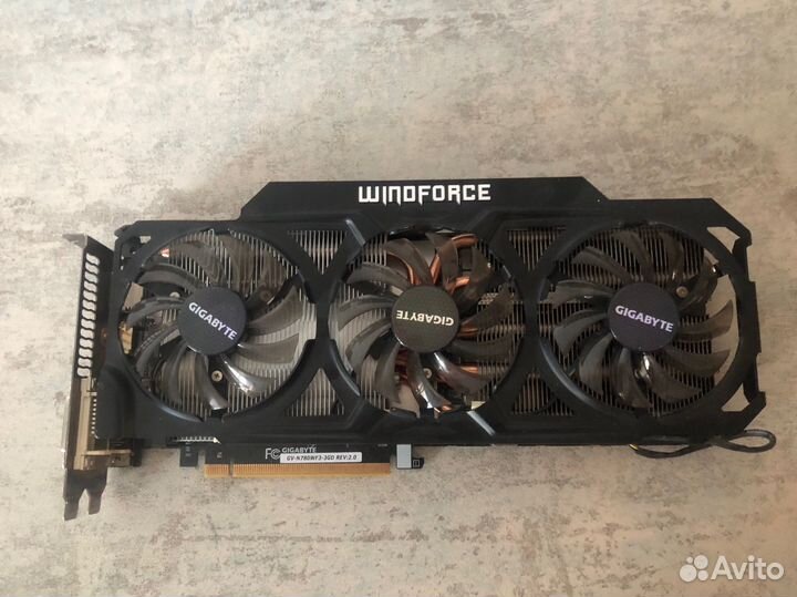 Видеокарта GTX 780 windforce