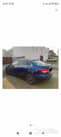 Козырек на заднее стекло Nissan Almera