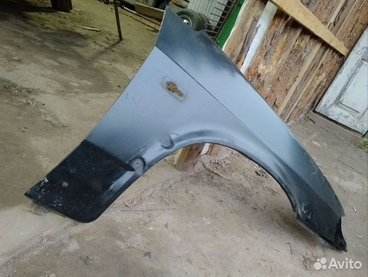 Крыло переднее правое ваз 2114