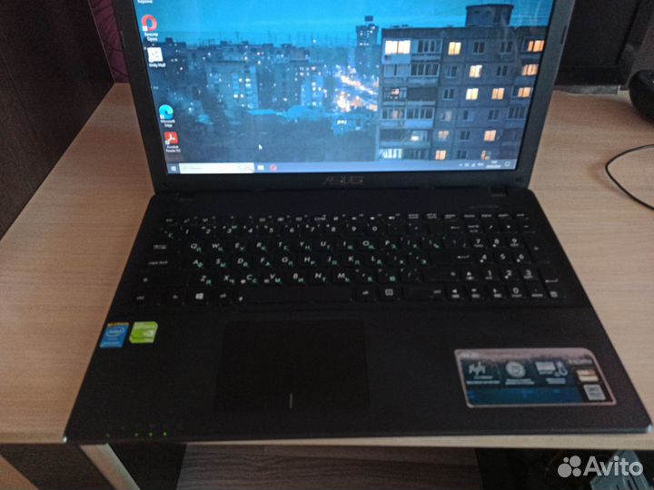 Ноутбук Asus X552C