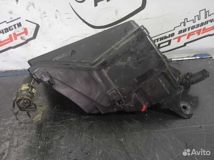 Блок предохранителей lexus IS250 IS250C IS350 IS35