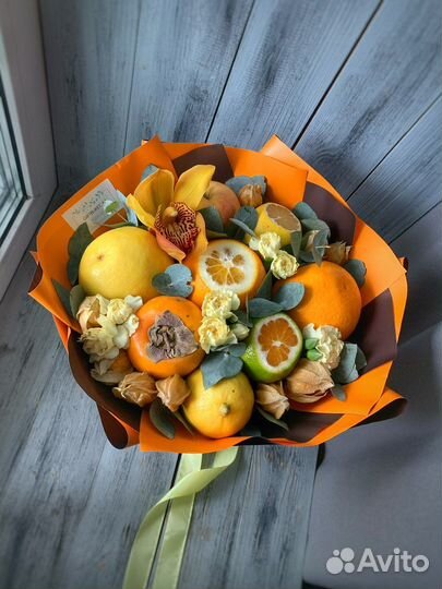 Фрутковый букет корзина