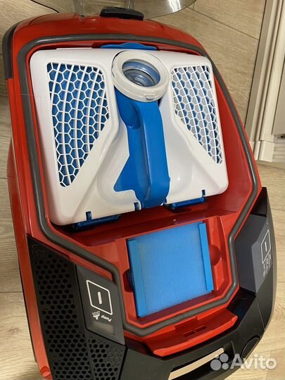 Моющий пылесос Thomas Wave XT Aqua-Box