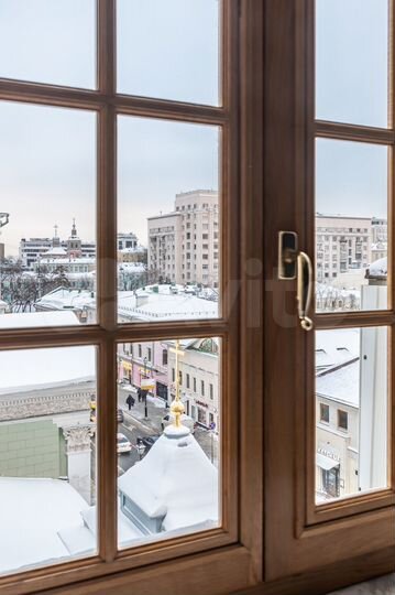 4-к. квартира, 140 м², 5/6 эт.