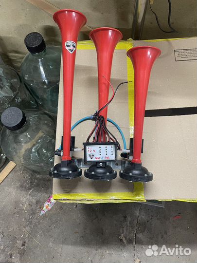 Громкий звуковой сигнал