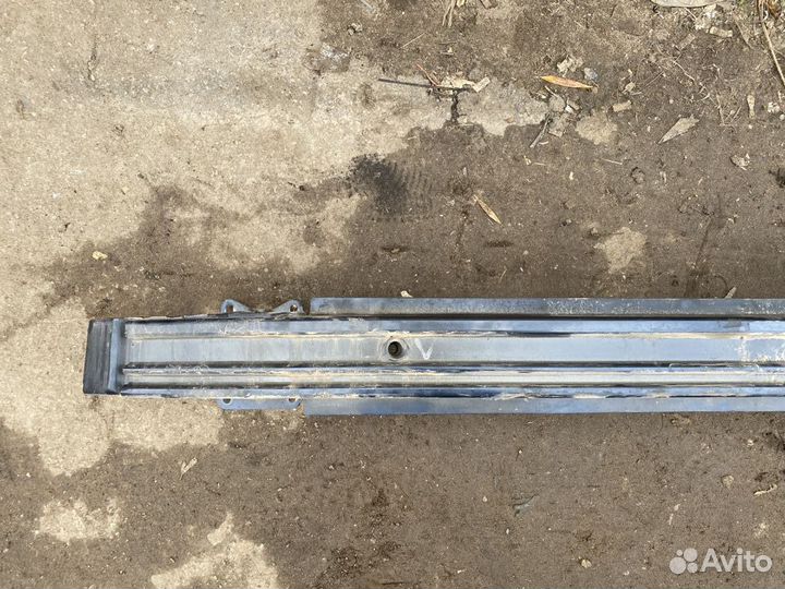 Усилитель переднего бампера Lancia Phedra