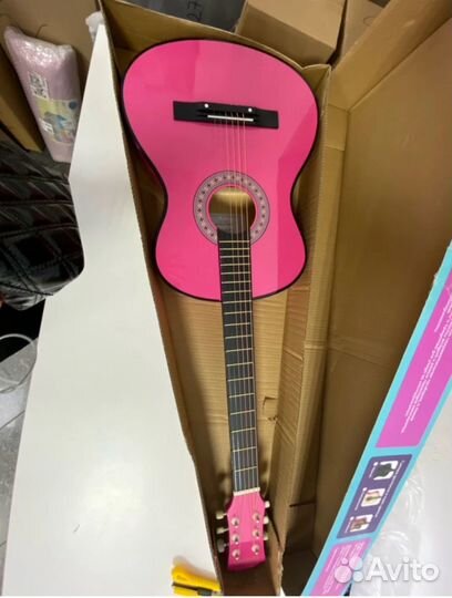Едко Розовая Гитара