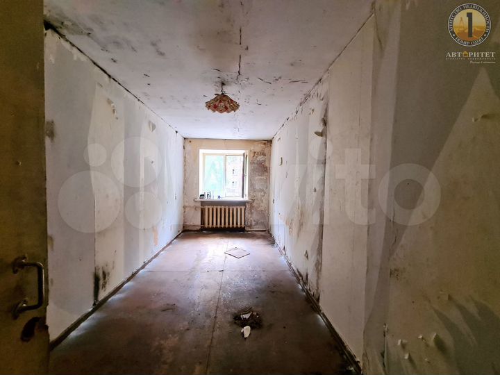 Комната 12,5 м² в 5-к., 1/5 эт.