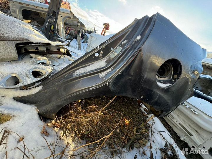 Крыло заднее левое Toyota Auris