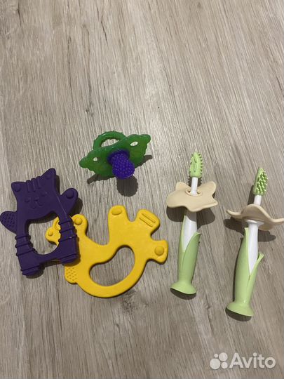 Игрушки для малыша бесплатно