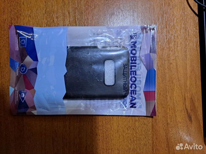 Чехол на Samsung S10e чёрный б/у