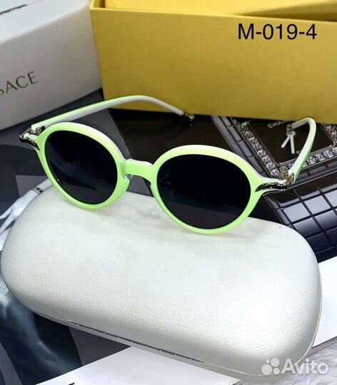 Солнцезащитные очки новые