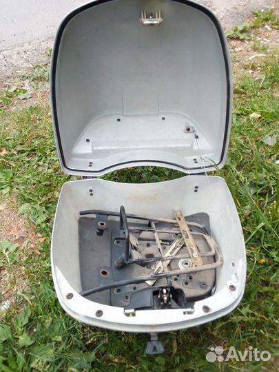 Багажник на скутер