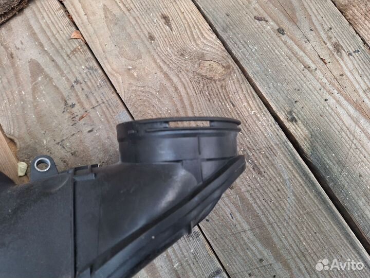 Патрубок чистого воздуха (к турбине) BMW 7 F01/F02