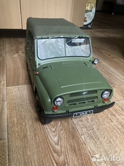 Модель УАЗ 469 деагостини