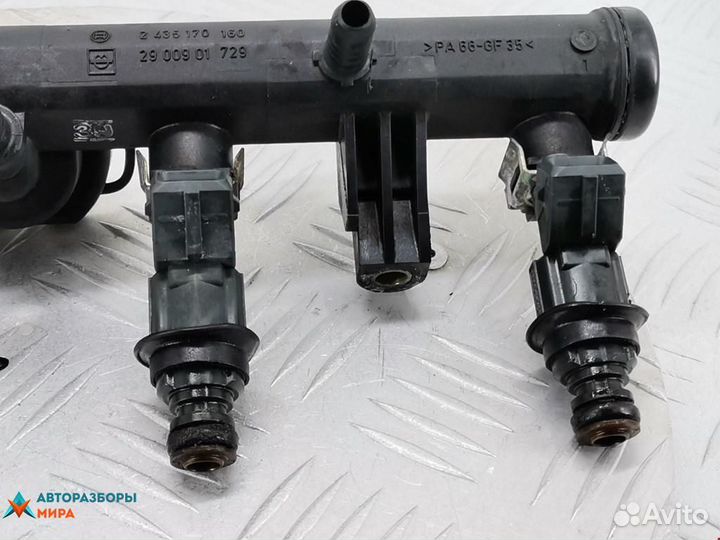 Форсунка Volkswagen Polo 3 2001 030906031J