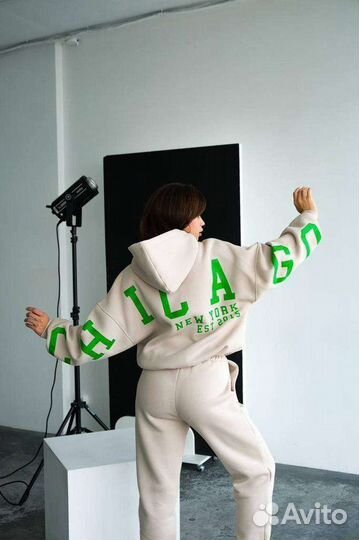 Костюм спортивный