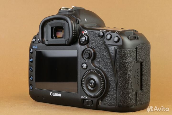 Canon EOS 5D Mark III (id-02903)