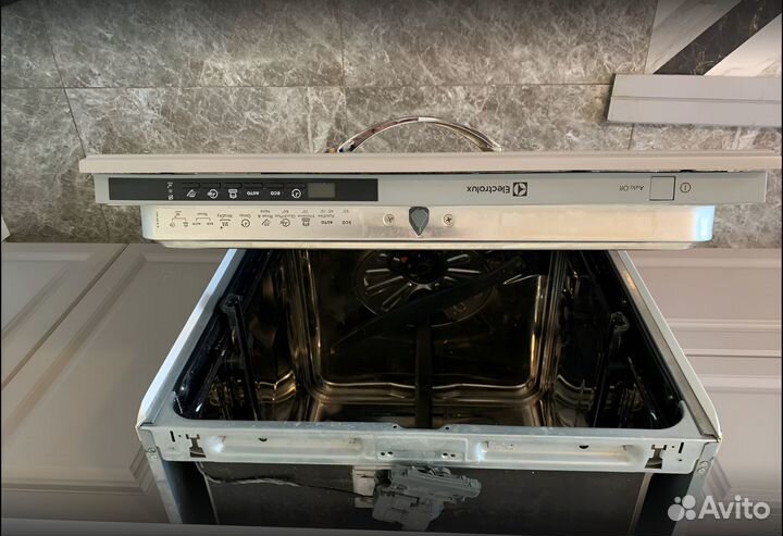 Ремонт стиральных машин, холодильников за 1 час